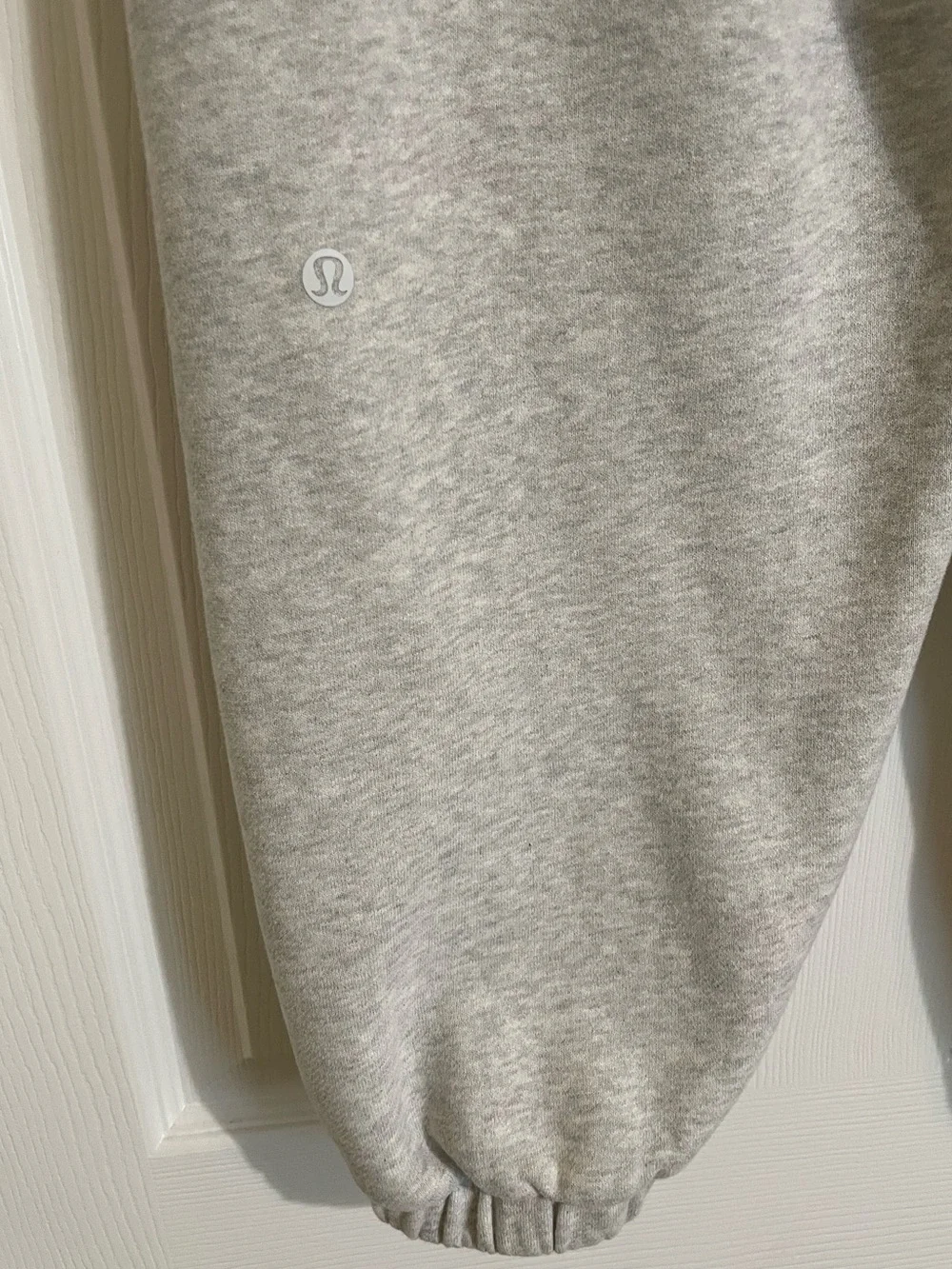 Lululemon Women’s Gray Sweatpants